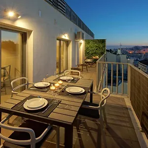  Apartment Rooftop Oldtown