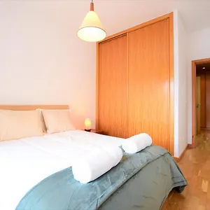 Marina De T1 Ate 2 Pax Ou T2 Ate 6 Pax Com Piscina E Vista Marina Apartamento