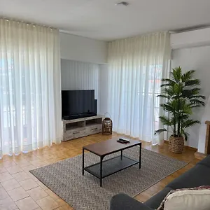 Cozy Oura Apartamento